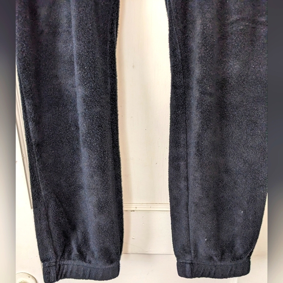 Ugg Men's Jogger Sweatpants - Picture 3 of 13